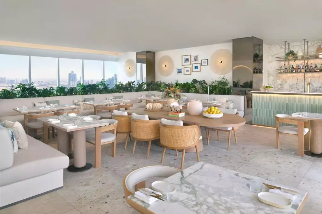 سالن غذلخوری شرایتون